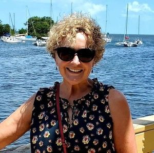 Meet your Posher, Ann